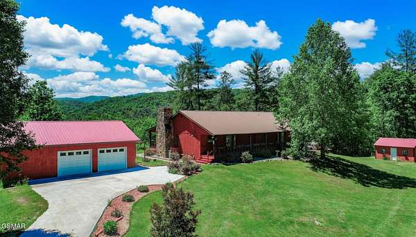 6.62 Acres of Land with Home for Sale in Del Rio, Tennessee