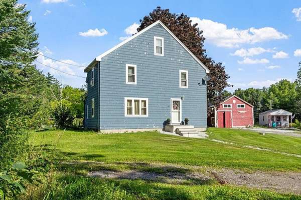 5 Acres of Improved Mixed-Use Land for Sale in Hubbardston, Massachusetts