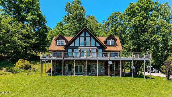 9.86 Acres of Land with Home for Sale in Heiskell, Tennessee