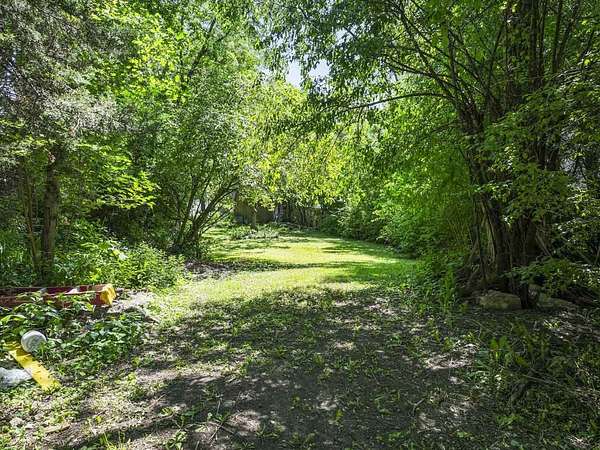 Land for Sale in Elk Grove Village, Illinois