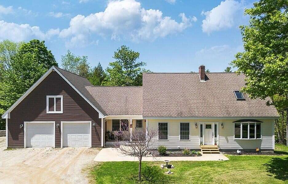5.74 Acres of Land with Home for Sale in North Yarmouth Town, Maine