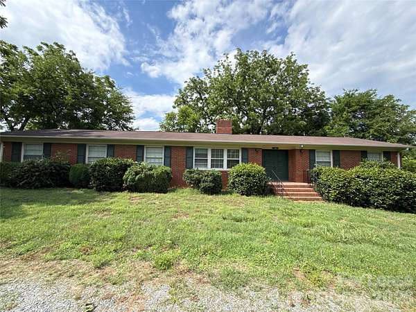 11 Acres of Land with Home for Lease in Monroe, North Carolina