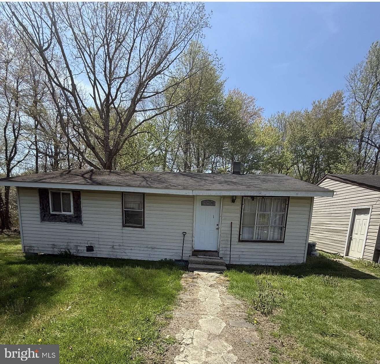 2 Acres of Land with Home for Sale in Brandywine, Maryland