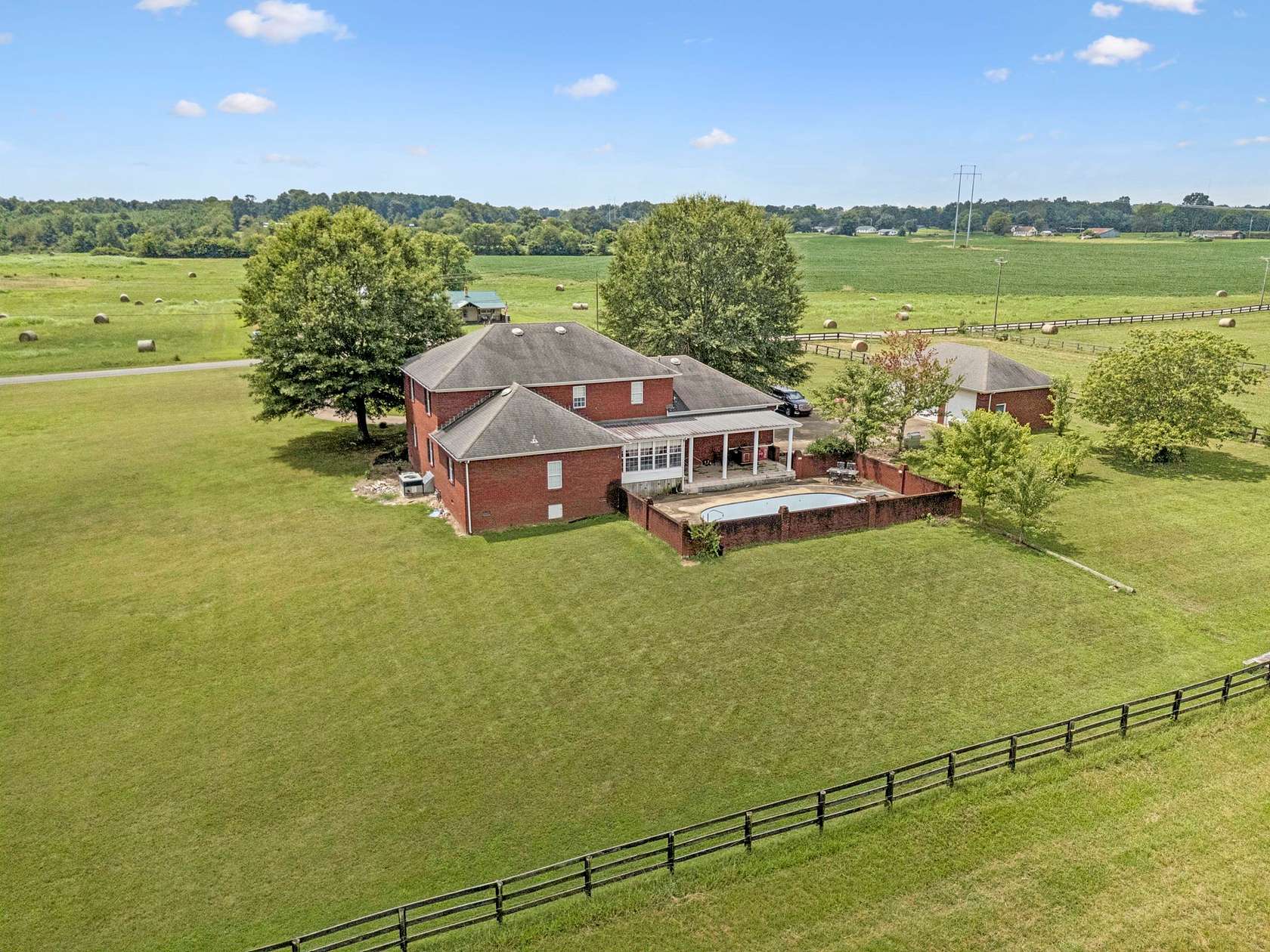 2.5 Acres of Land with Home for Sale in Lawrenceburg, Tennessee