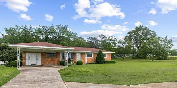 2 Acres of Land with Home for Sale in Dothan, Alabama