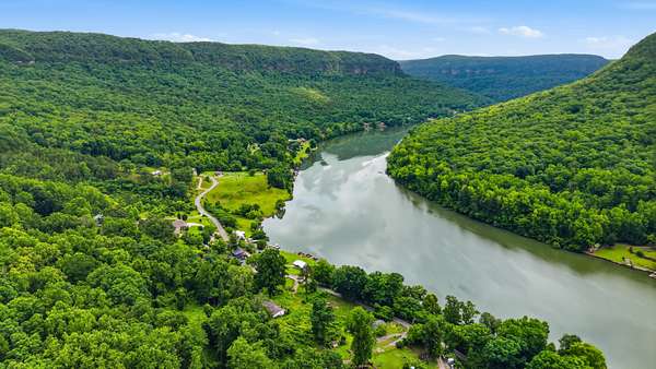 3.12 Acres of Land for Sale in Chattanooga, Tennessee