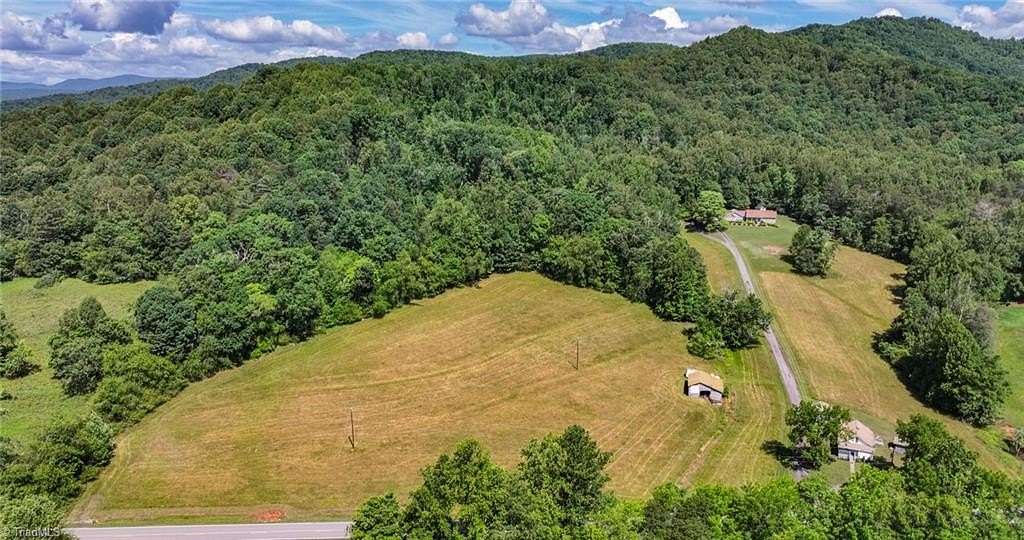 28.7 Acres of Recreational & Residential Land for Sale in Purlear, North Carolina