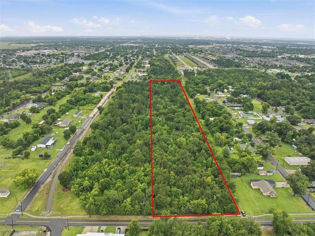 10 Acres of Recreational & Residential Land for Sale in Lake Charles, Louisiana