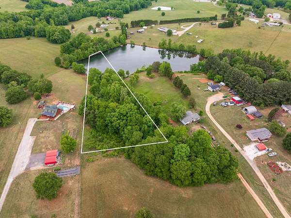 2.88 Acres of Residential Land for Sale in Cowpens, South Carolina