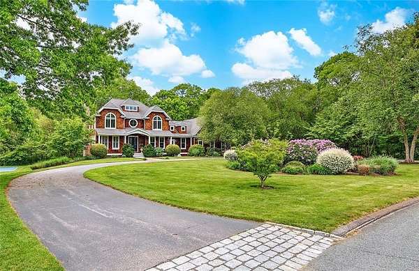 5.85 Acres of Land with Home for Sale in South Kingstown Town, Rhode Island