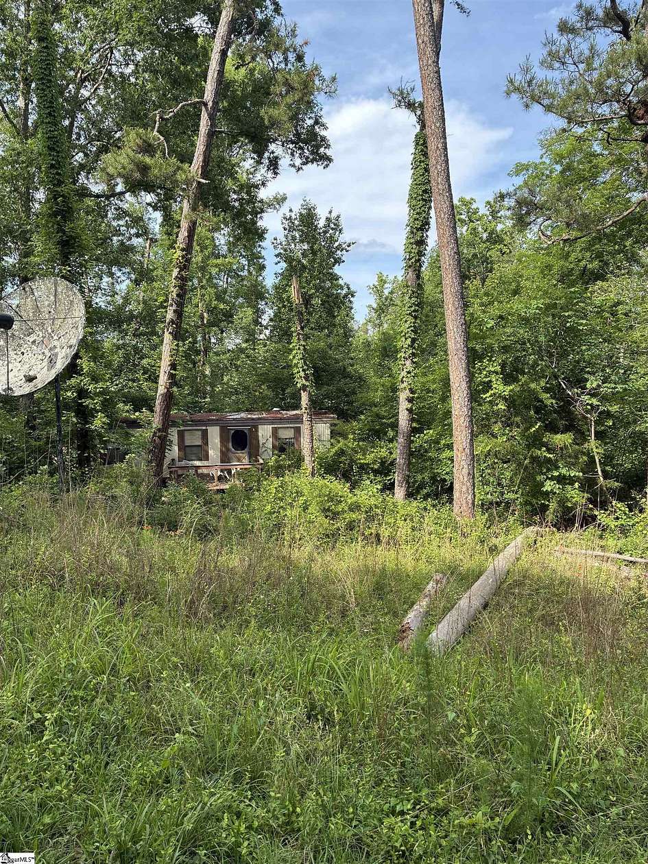 0.5 Acres of Land for Sale in Westminster, South Carolina