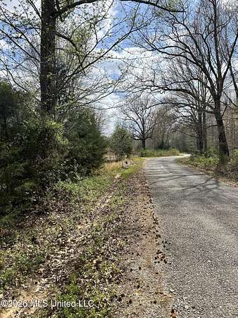 6.52 Acres of Land for Sale in Byhalia, Mississippi