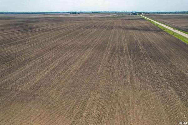 70 Acres of Agricultural Land for Sale in Amboy, Illinois