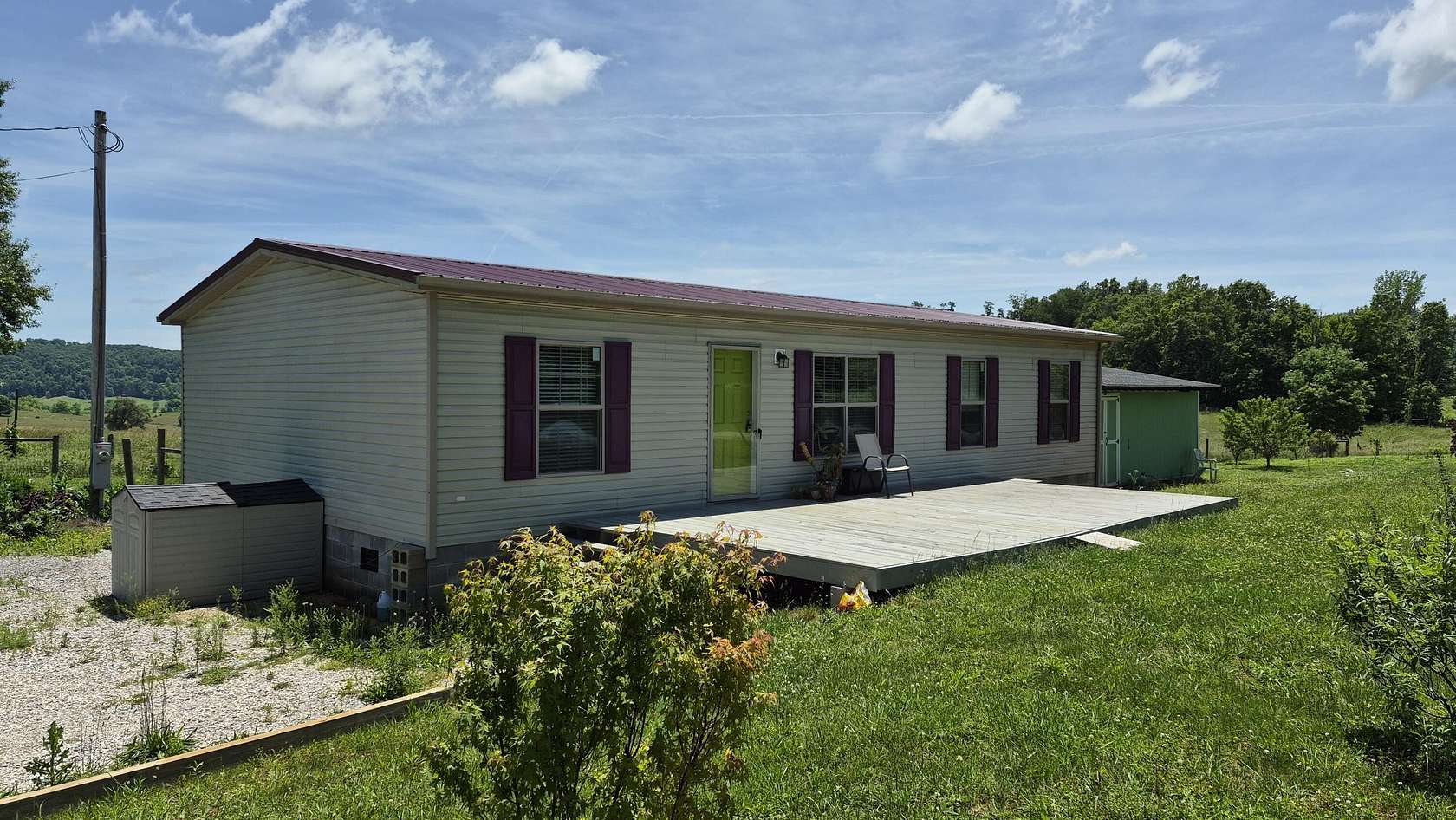 2 Acres of Land with Home for Sale in Somerset, Kentucky