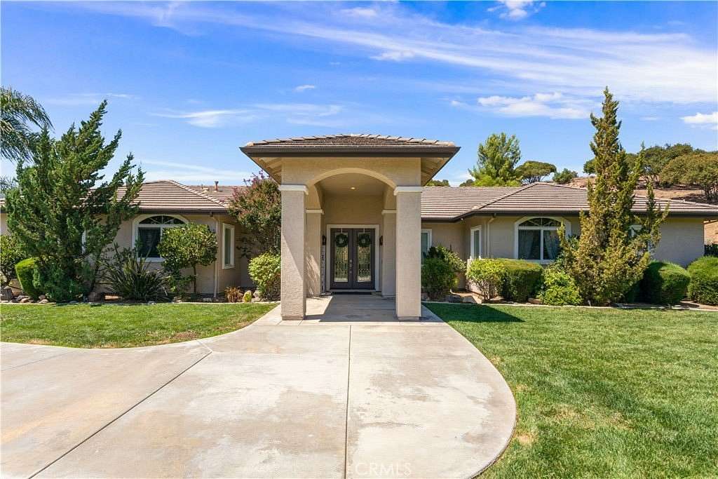 5 Acres of Land with Home for Sale in Murrieta, California