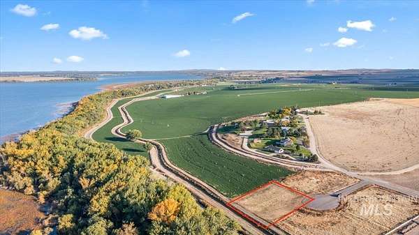 1 Acre of Land for Sale in Caldwell, Idaho