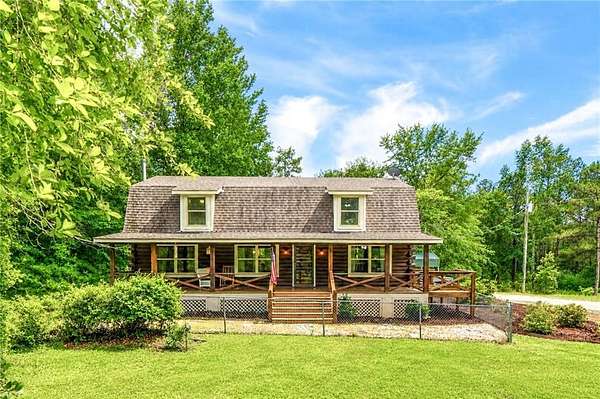 1.5 Acres of Land with Home for Sale in Opelika, Alabama