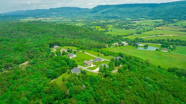 0.92 Acres of Residential Land for Sale in Dunlap, Tennessee