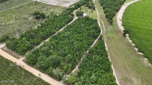 9 Acres of Land with Home for Sale in Greenwood, Florida