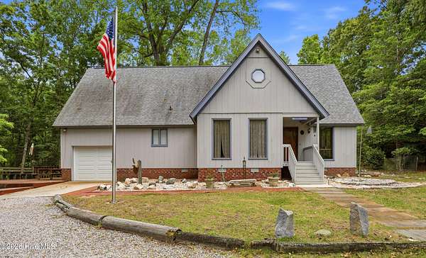 2.15 Acres of Land with Home for Sale in Hampstead, North Carolina