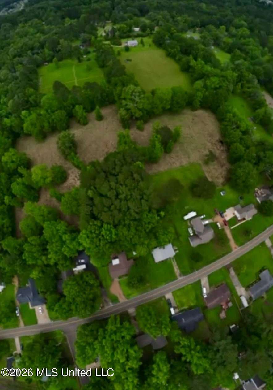 7.5 Acres of Residential Land for Sale in Florence, Mississippi