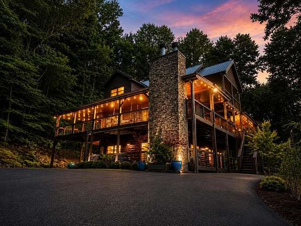 1.75 Acres of Land with Home for Sale in Blue Ridge, Georgia