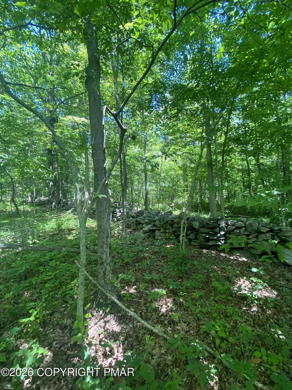 3 Acres of Residential Land for Sale in East Stroudsburg, Pennsylvania