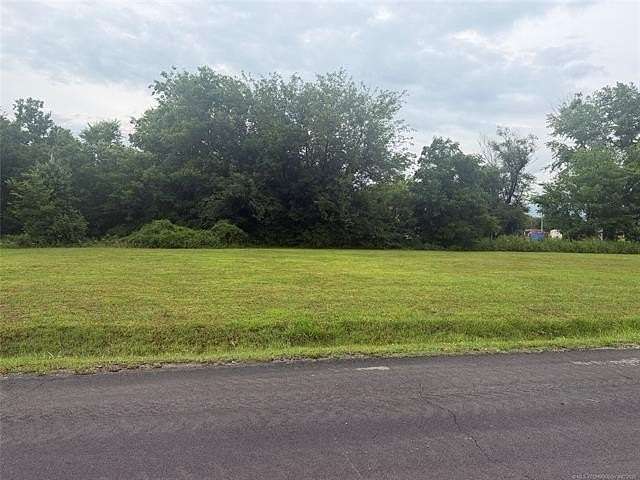0.22 Acres of Residential Land for Sale in Nowata, Oklahoma