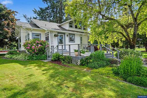 4 Acres of Land with Home for Sale in Dayton, Oregon