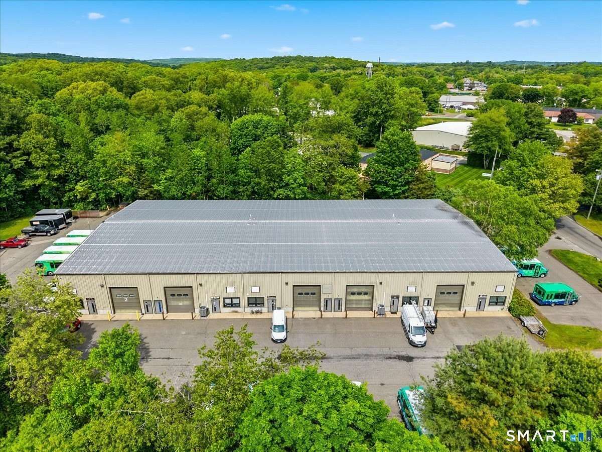 2.4 Acres of Improved Commercial Land for Sale in Essex, Connecticut