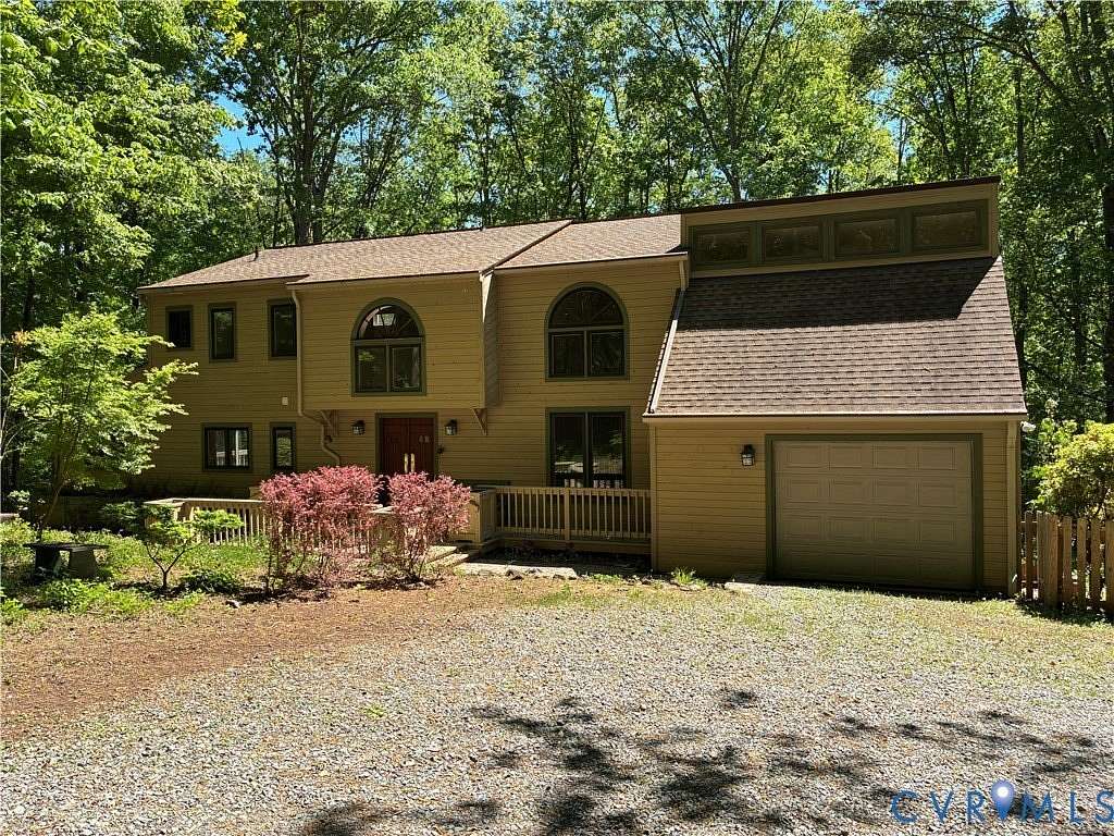 8 Acres of Land with Home for Sale in Doswell, Virginia