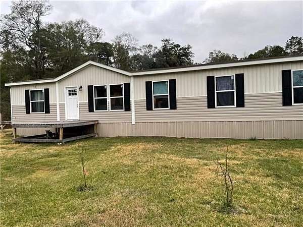 1.79 Acres of Land with Home for Sale in Hammond, Louisiana