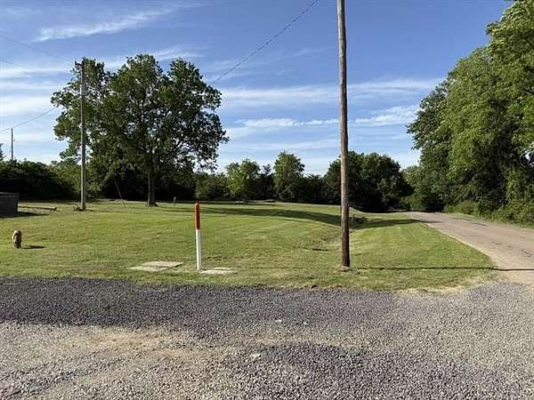 11.4 Acres of Improved Mixed-Use Land for Sale in Durant, Oklahoma