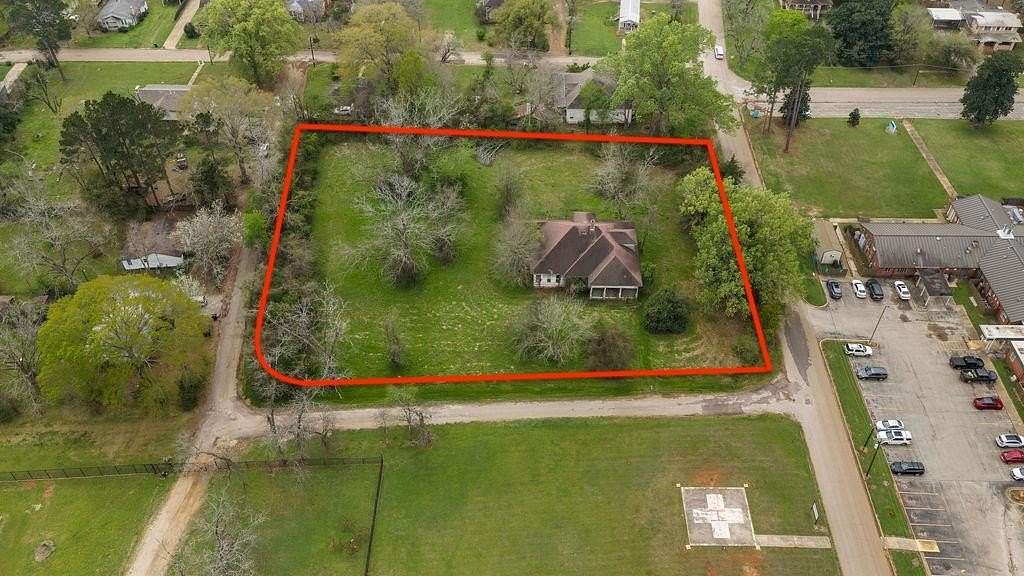1.32 Acres of Residential Land for Sale in San Augustine, Texas