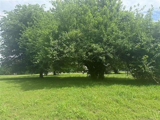 0.61 Acres of Residential Land for Sale in Muskogee, Oklahoma