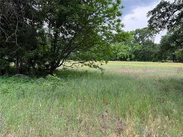 0.5 Acres of Residential Land for Sale in Kingston, Oklahoma