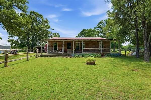 20 Acres of Land with Home for Sale in Gore, Oklahoma