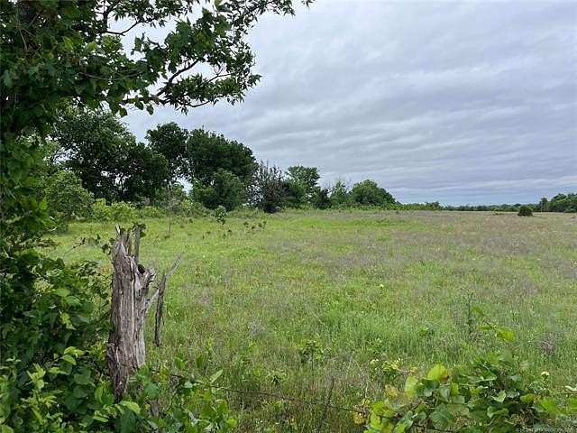 6 Acres of Residential Land for Sale in Kingston, Oklahoma