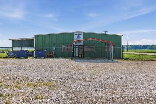 4.79 Acres of Improved Commercial Land for Sale in Webbers Falls, Oklahoma