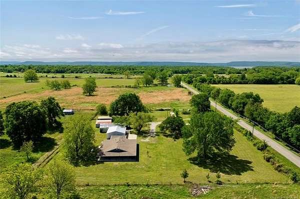 22.6 Acres of Land with Home for Sale in Checotah, Oklahoma