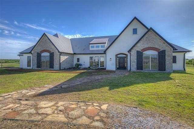 10.8 Acres of Land with Home for Sale in Skiatook, Oklahoma