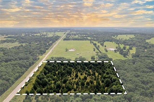 5 Acres of Residential Land for Sale in Okemah, Oklahoma