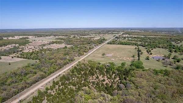 5 Acres of Residential Land for Sale in Okemah, Oklahoma