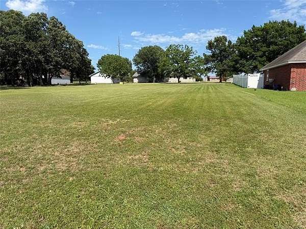 0.5 Acres of Residential Land for Sale in Ardmore, Oklahoma