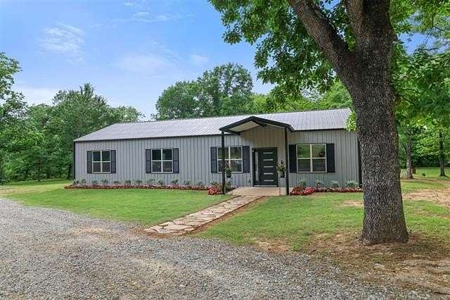 4.66 Acres of Land with Home for Sale in Durant, Oklahoma
