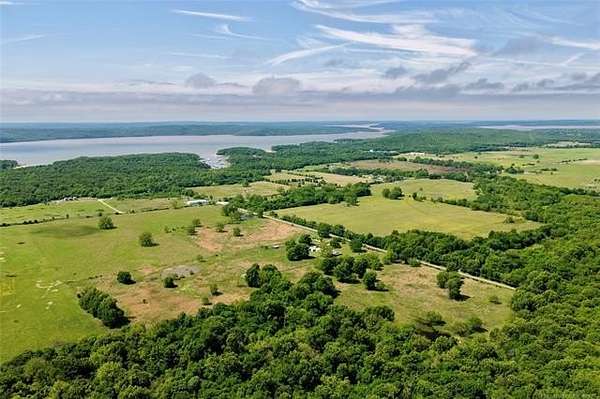 5 Acres of Residential Land for Sale in Checotah, Oklahoma