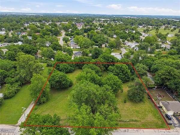 0.94 Acres of Residential Land for Sale in Tulsa, Oklahoma