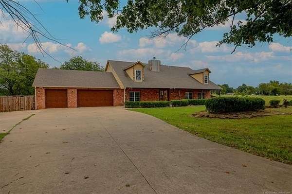 2 Acres of Land with Home for Sale in Pryor, Oklahoma