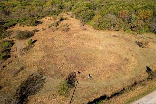 20 Acres of Recreational Land for Sale in Okmulgee, Oklahoma
