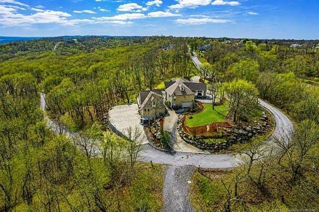 19.5 Acres of Land with Home for Sale in Broken Arrow, Oklahoma